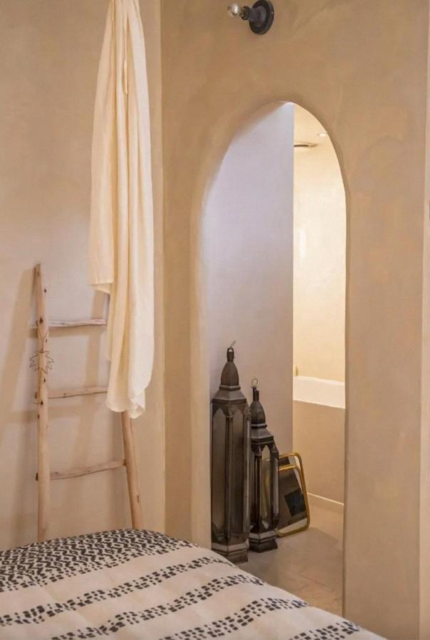 Haert Boutique Wellness Suites City Centre Хаарлем Екстериор снимка